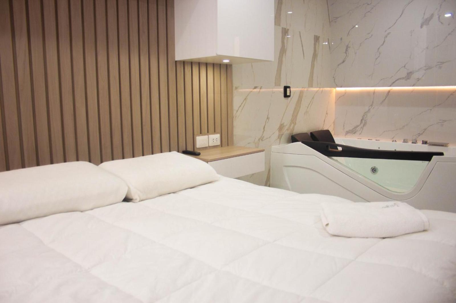 Hotel Don Bartolo Espinar エクステリア 写真
