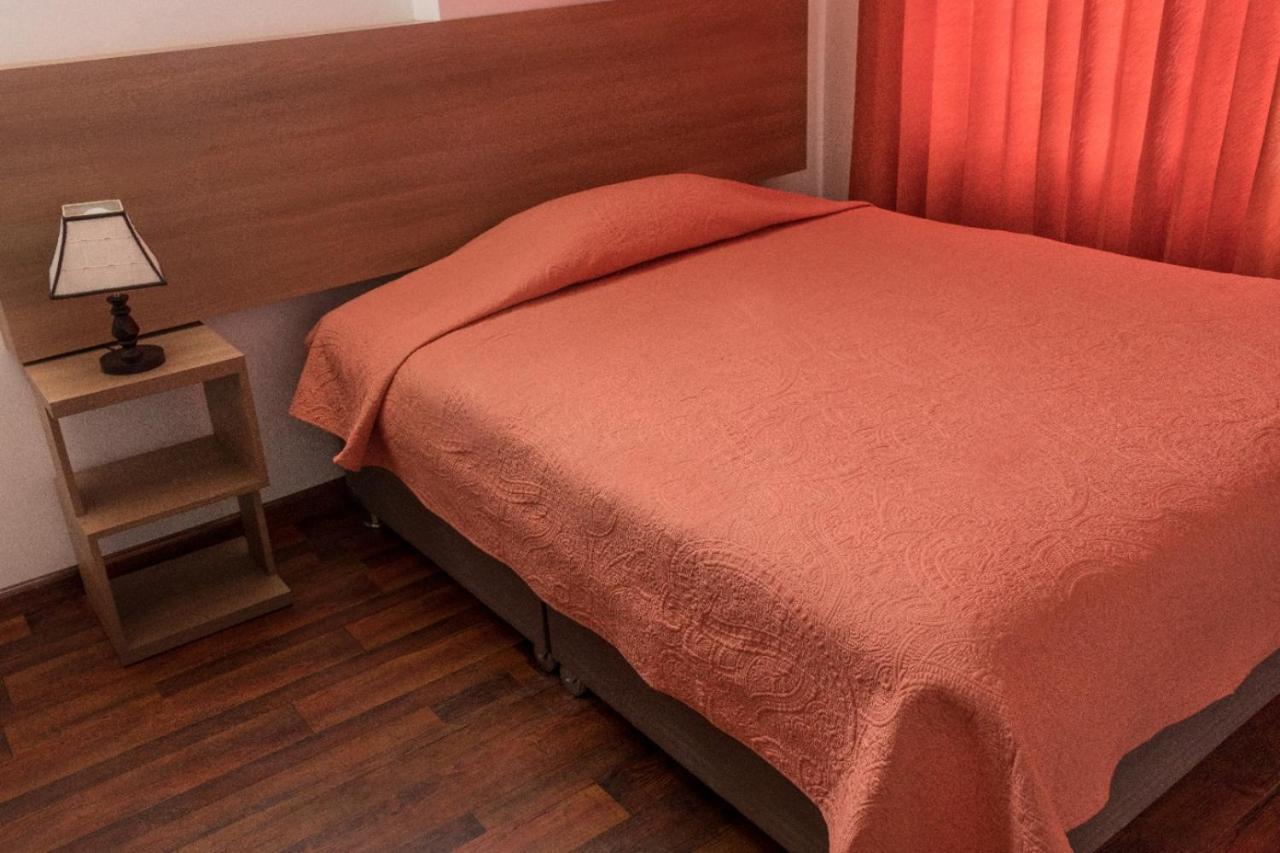 Hotel Don Bartolo Espinar エクステリア 写真